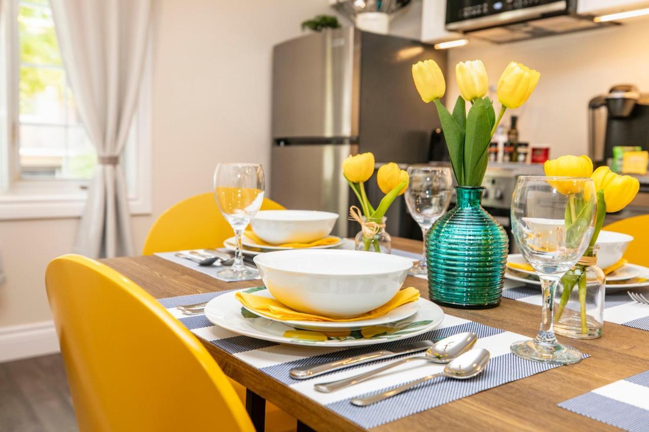 Luxury 1Br With King Bed - Steps From Byward Market! Daire Ottawa Dış mekan fotoğraf